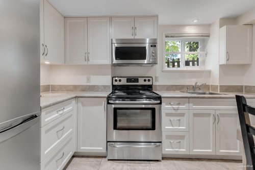 4 46Th Avenue E, Vancouver, BC 