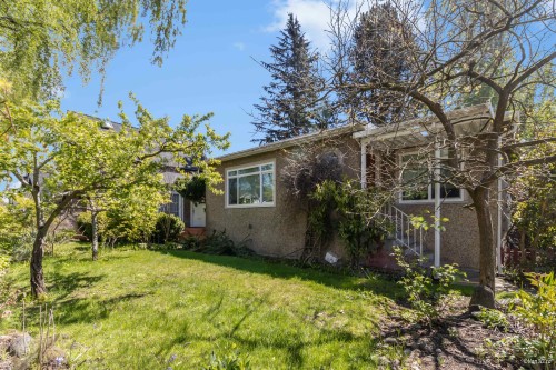 4 46Th Avenue E, Vancouver, BC 