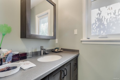 4 46Th Avenue E, Vancouver, BC 