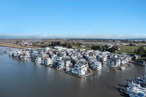 10-3459 River Road, Delta, BC - Outdoor With Body Of Water With View