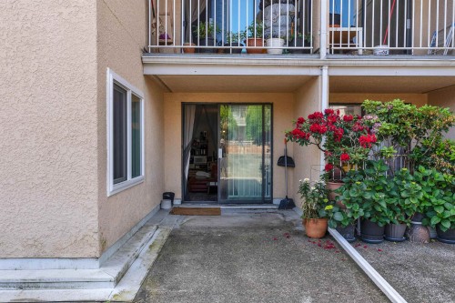 105-975 Broadway E, Vancouver, BC 