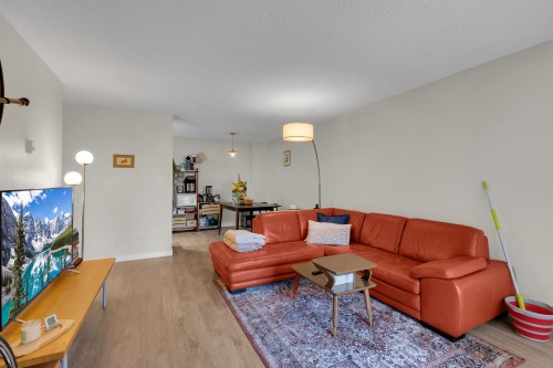 105-975 Broadway E, Vancouver, BC 
