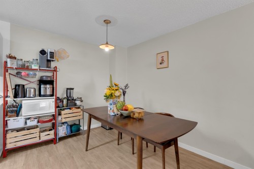 105-975 Broadway E, Vancouver, BC 