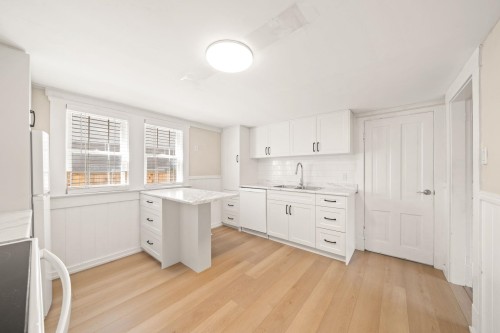 5743 St. Margarets Street, Vancouver, BC 