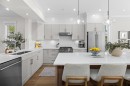 215 22Nd Street E, North Vancouver, BC 