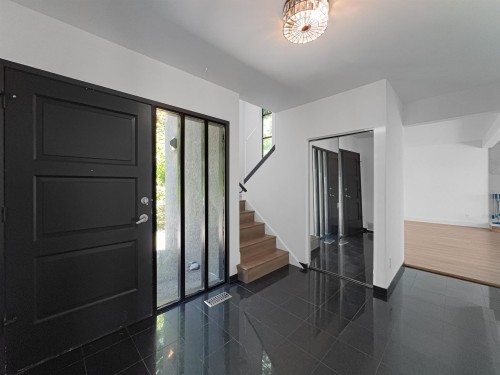1040 Crestline Road, West Vancouver, BC 