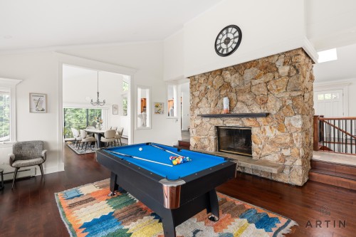 1521 Chartwell Drive, West Vancouver, BC 