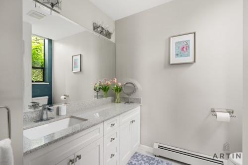 1521 Chartwell Drive, West Vancouver, BC 