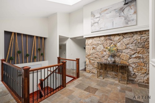 1521 Chartwell Drive, West Vancouver, BC 