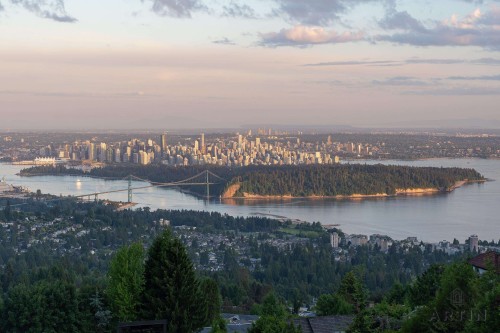 1521 Chartwell Drive, West Vancouver, BC 