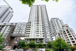 1806-5515 Boundary Road  Vancouver, BC V5R 0E3