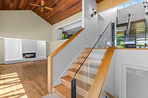 2370 Queens Avenue, West Vancouver, BC 