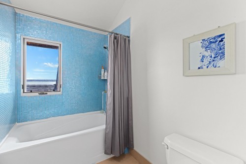 2370 Queens Avenue, West Vancouver, BC 