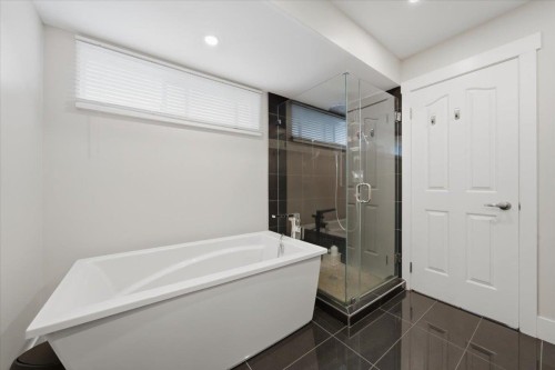 2893 Delahaye Drive, Coquitlam, BC 