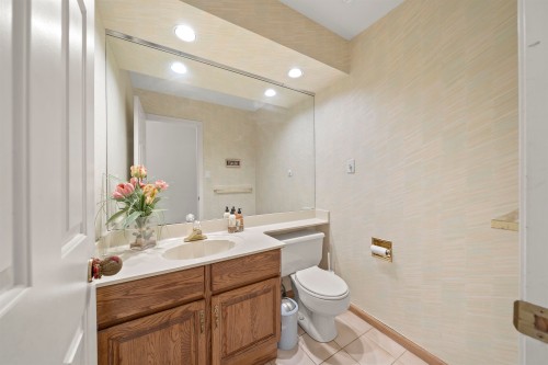 8311 Sunnywood Drive, Richmond, BC 
