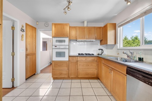 11580 Seahurst Road, Richmond, BC 