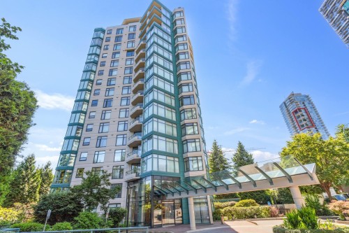 906-4567 Hazel Street  Burnaby, BC V5H 4V4