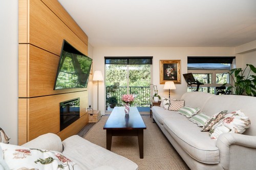206-2832 Capilano Road, North Vancouver, BC 