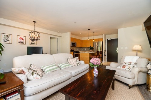 206-2832 Capilano Road, North Vancouver, BC 