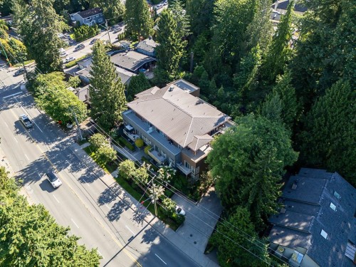 206-2832 Capilano Road, North Vancouver, BC 