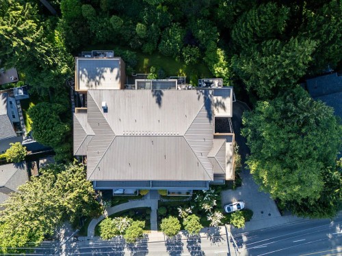 206-2832 Capilano Road, North Vancouver, BC 