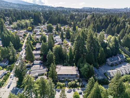 206-2832 Capilano Road, North Vancouver, BC 