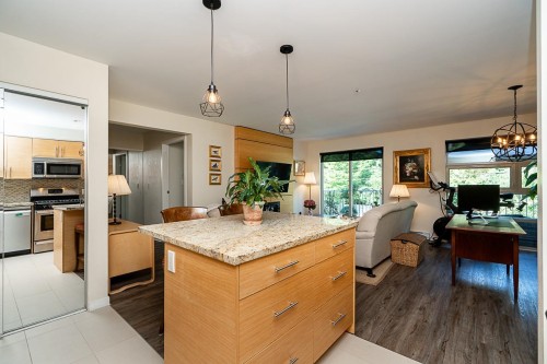 206-2832 Capilano Road, North Vancouver, BC 