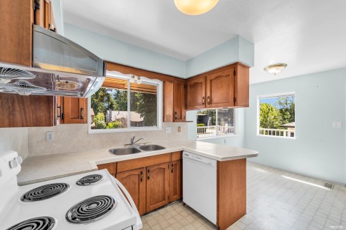 9091 Ash Street, Richmond, BC 