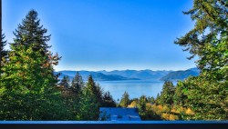 170 Highview Place Lions Bay, BC V0N 2E0