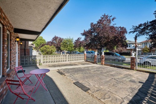 2047 52Nd Avenue E, Vancouver, BC 