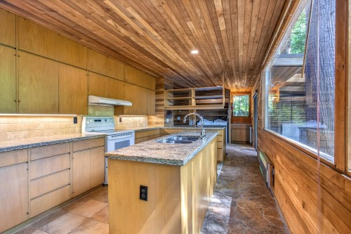5225 Coombe Lane, Belcarra, BC - Indoor Photo Showing Kitchen With Double Sink
