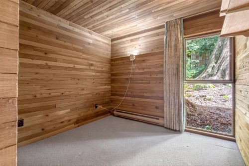 5225 Coombe Lane, Belcarra, BC - Indoor Photo Showing Other Room