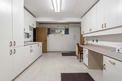 5225 Coombe Lane, Belcarra, BC - Indoor Photo Showing Kitchen