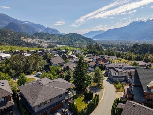 2943 Strangway Place, Squamish, BC 