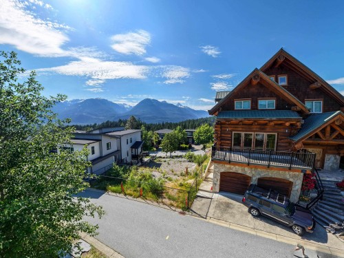 2943 Strangway Place, Squamish, BC 