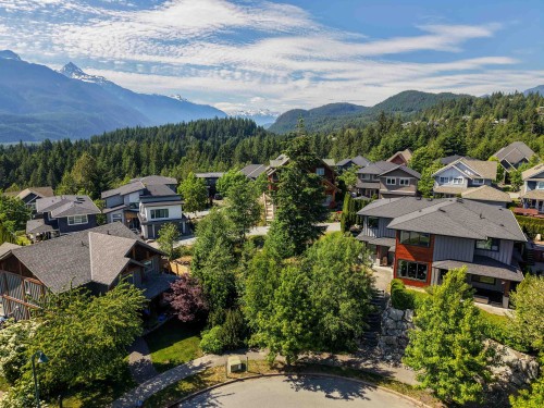 2943 Strangway Place, Squamish, BC 