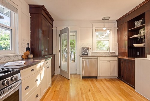 1859 Semlin Drive, Vancouver, BC 