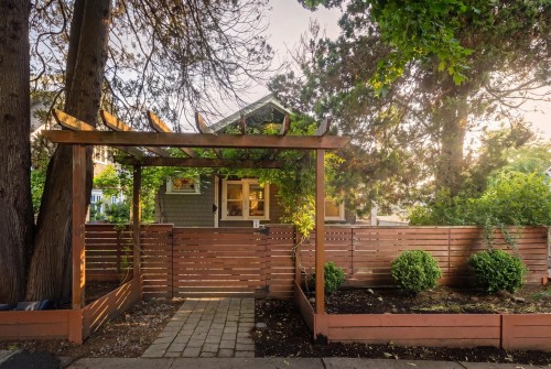 1859 Semlin Drive, Vancouver, BC 
