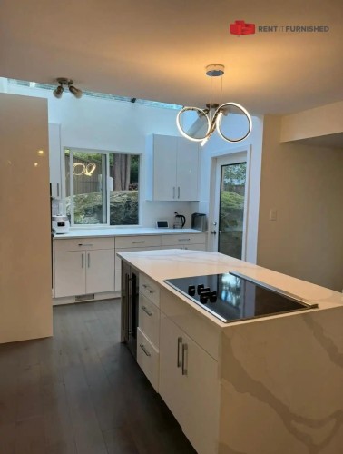 5620 Larson Place, Vancouver, BC 