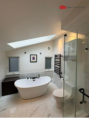 5620 Larson Place, Vancouver, BC 