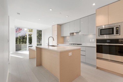 251-8575 Rivergrass Drive, Vancouver, BC 