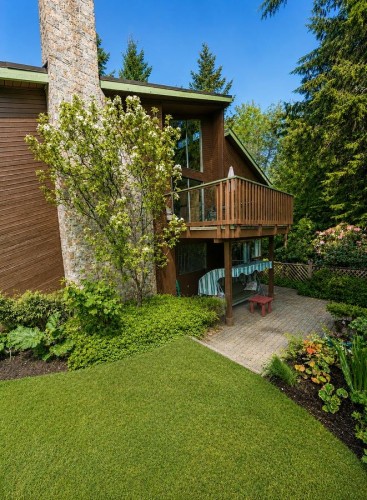 1498 Chamberlain Drive, North Vancouver, BC 
