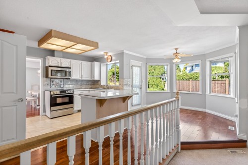 654 Walnut Place, Coquitlam, BC 