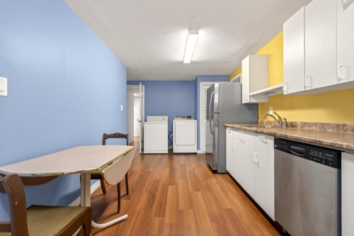 654 Walnut Place, Coquitlam, BC 