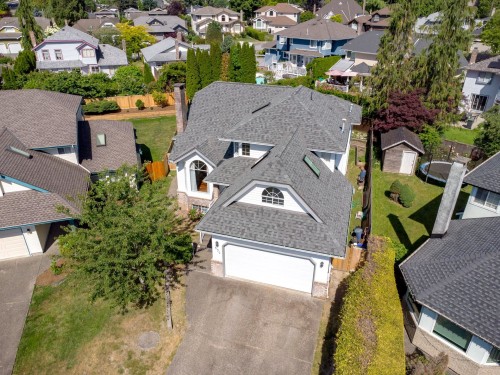 654 Walnut Place, Coquitlam, BC 