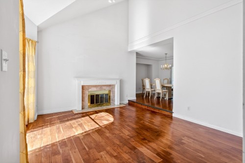 654 Walnut Place, Coquitlam, BC 