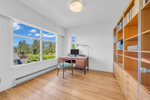 870 Leyland Street, West Vancouver, BC 