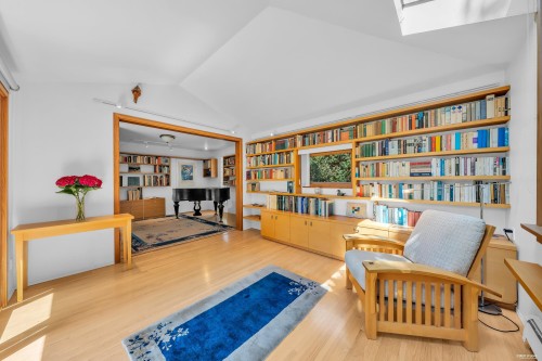 870 Leyland Street, West Vancouver, BC 