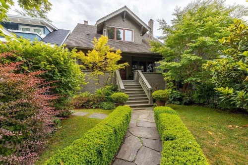 3738 24Th Avenue W, Vancouver, BC 
