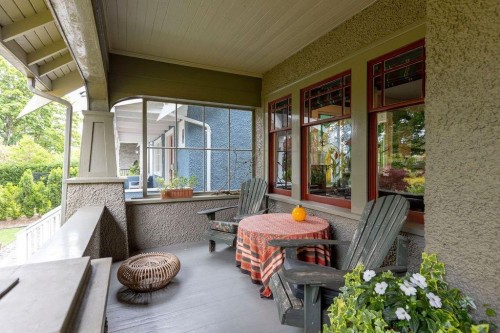 3738 24Th Avenue W, Vancouver, BC 